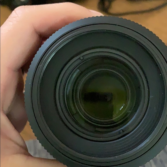 Nikon D3000 - Picture 4 of 16